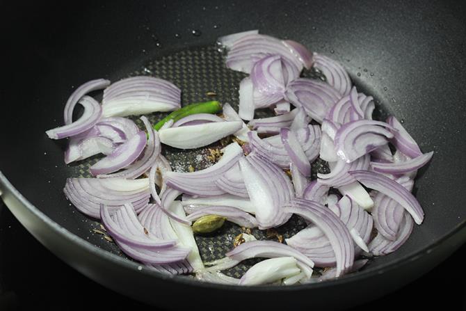 sauteing onions for prawns fry recipe