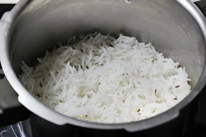 layering rice for shrimp biryani recipe