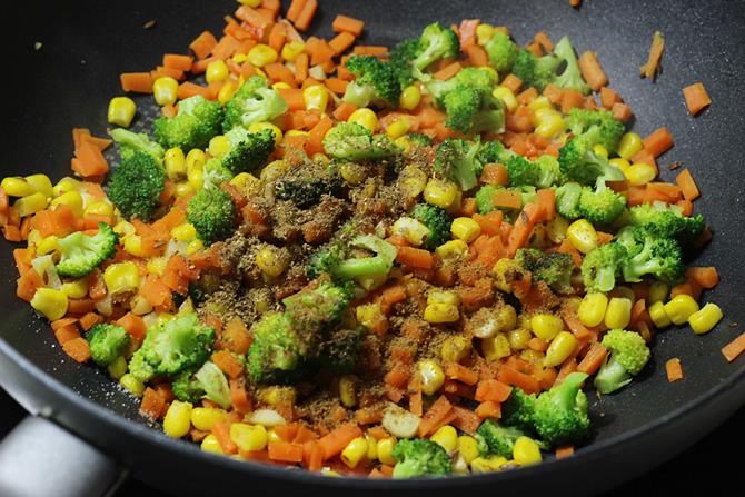 addition of spice powders to the corn broccoli recipe 03