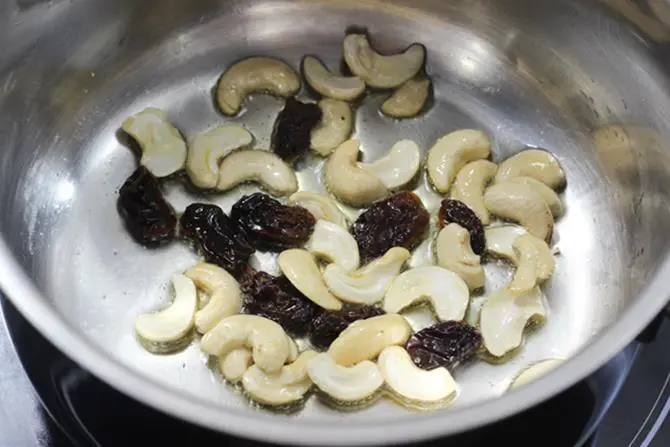 fry nuts and raisins
