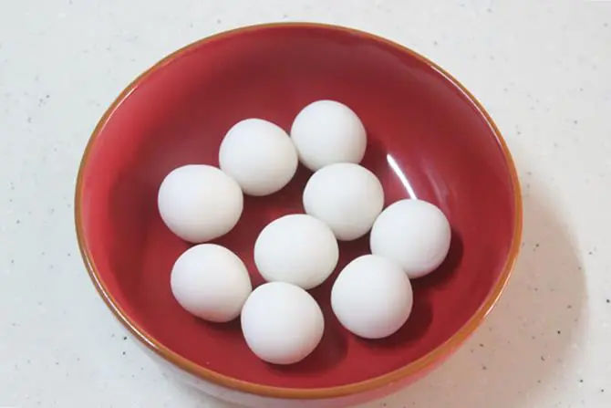 make a puri to make ellu kozhukattai