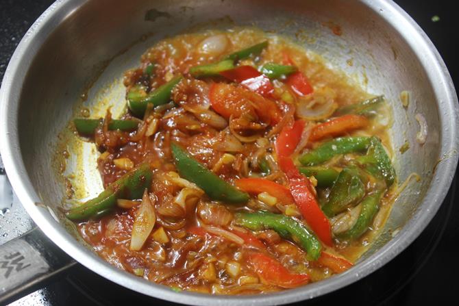 thicken the chilli sauce