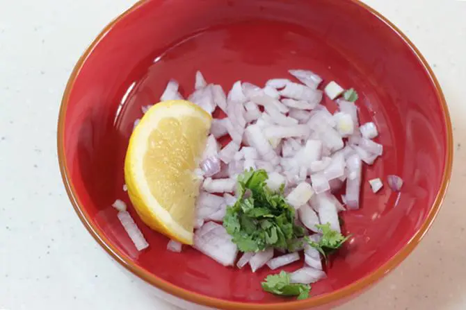 lemon onions for egg bajji