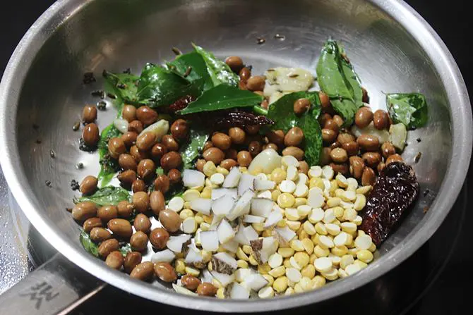 copra and fried gram for oats mixture