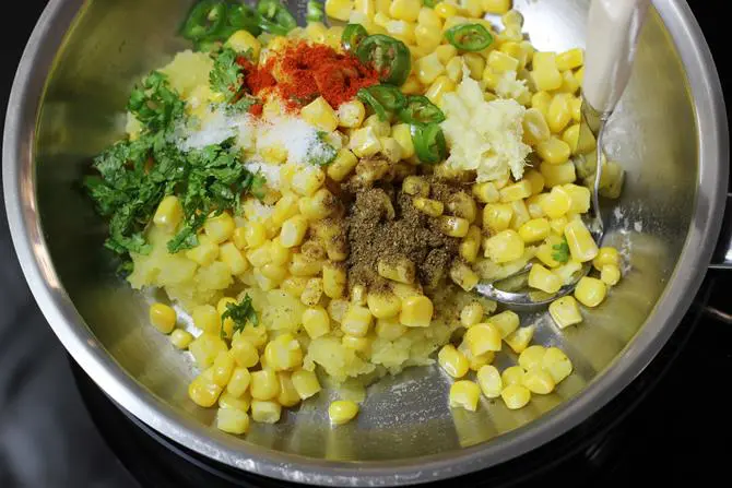 addition of spices to make corn patties dough