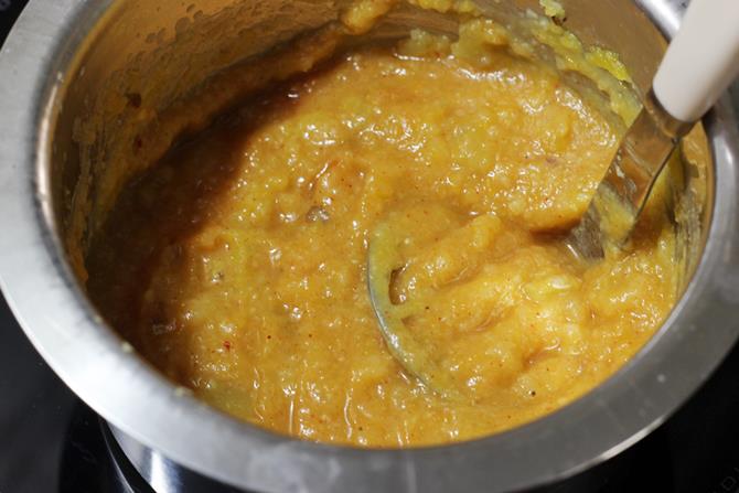 mash well to make paratha recipe
