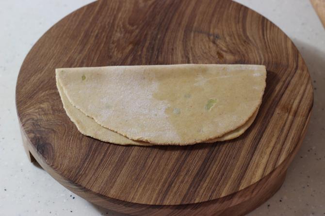 making triangle dal paratha recipe