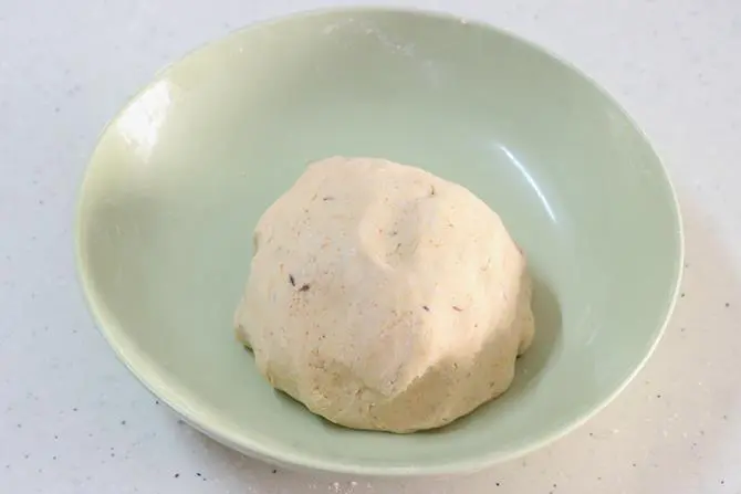 dough to make ribbon pakoda recipe