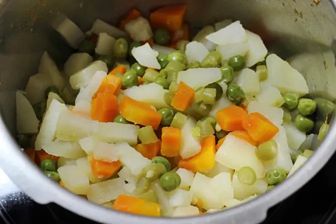 steamed veggies to make veg cutlet recipe