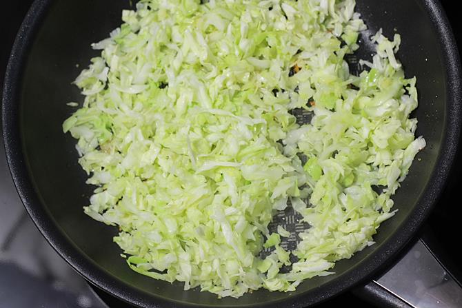 cabbage cheese paratha recipe 02