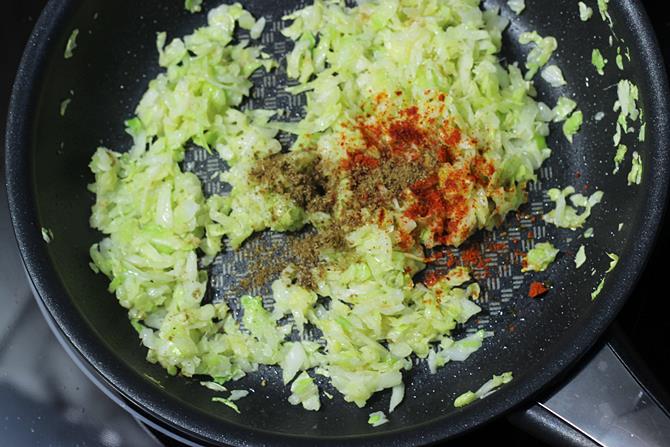 cabbage cheese paratha recipe 03