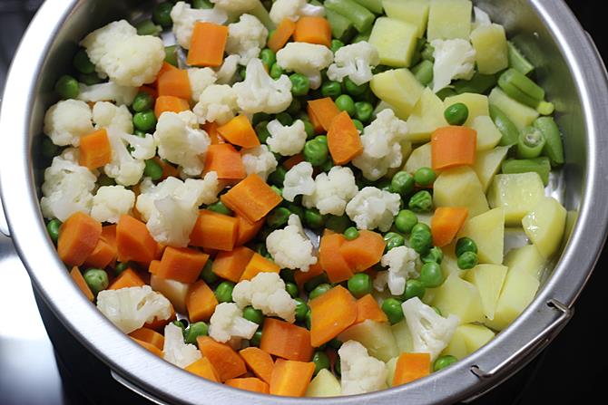 steam veggies for navratan korma recipe