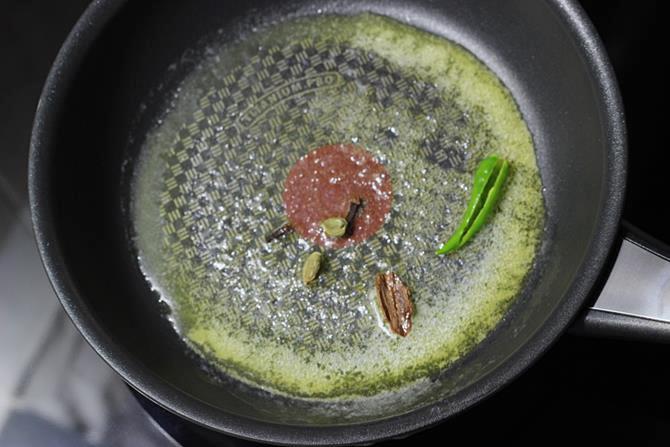 temper with spices