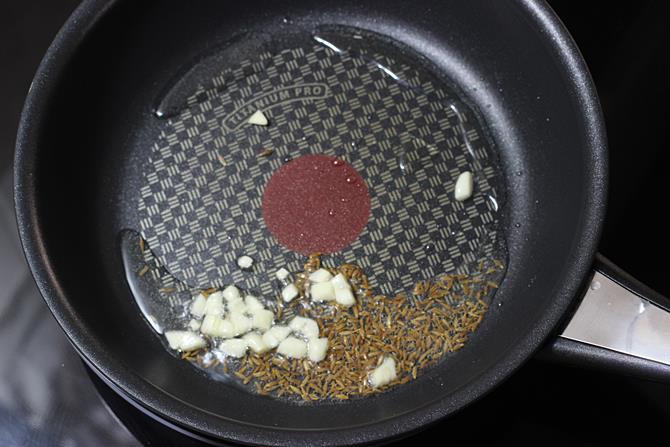 seasoning cumin for paneer pepper fry