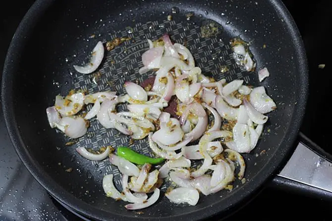 frying onions