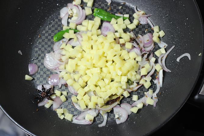 cooking potatoes for palak rice