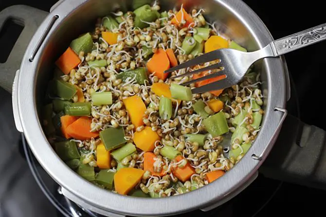 aldente steamed veggies to make sprouts soup