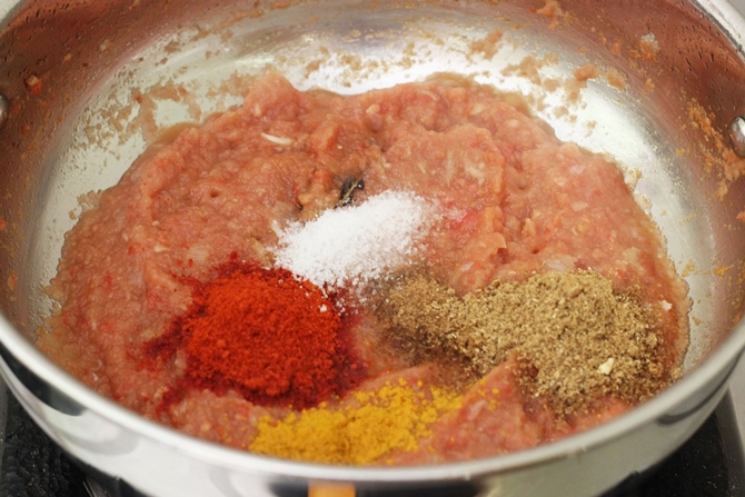 spice powders for anda curry