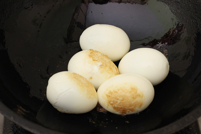frying eggs
