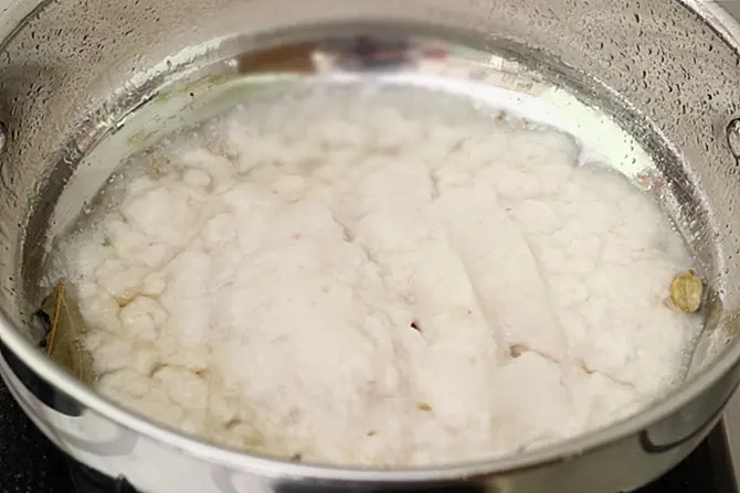 sauteing onion paste for punjabi egg curry recipe