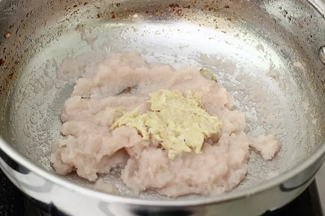 frying ginger garlic for punjabi egg curry