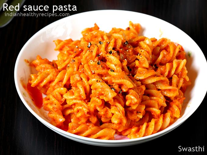 Acquiesce Bror Raffinere Red sauce pasta recipe - Swasthi's Recipes