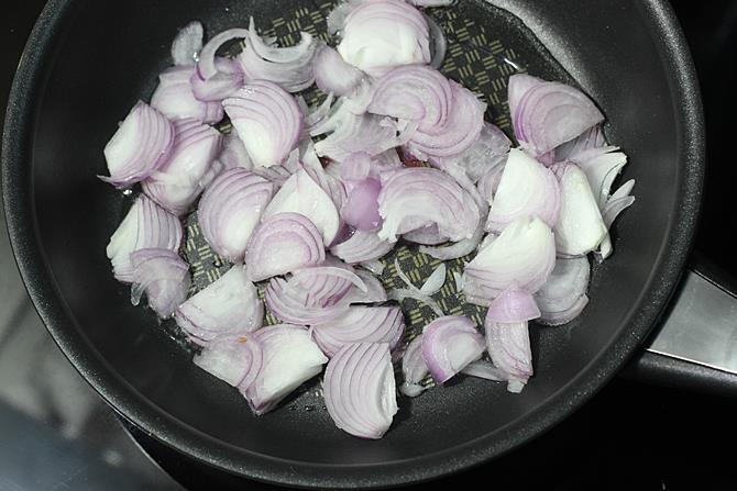Stuffed Brinjal Fry  Gutti Vankaya Fry    Swasthi s Recipes - 63