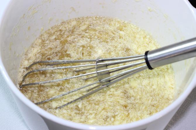 butter banana sugar mix for chocolate banana cake