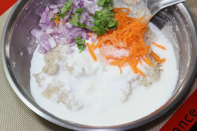 addition of veggies to make curd oats recipe
