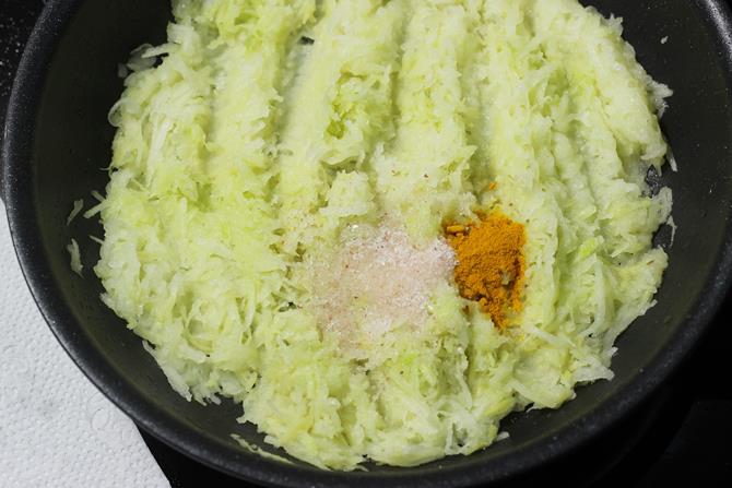 addition of salt turmeric for mango rice