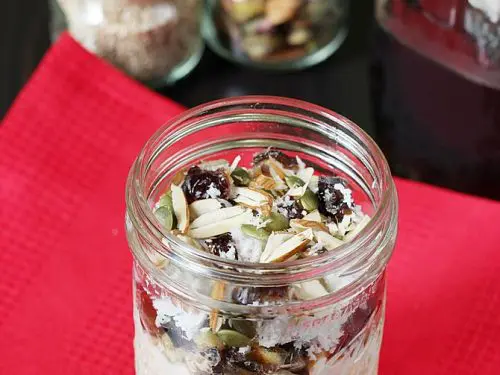 Overnight Oats Recipe | Dates Nut Overnight Oats