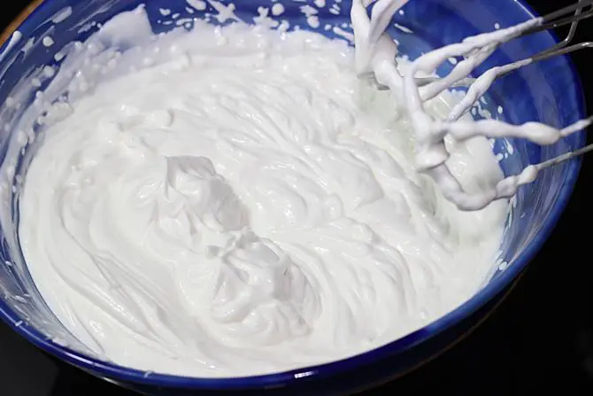whipping milk fats for eggless ice cream recipe