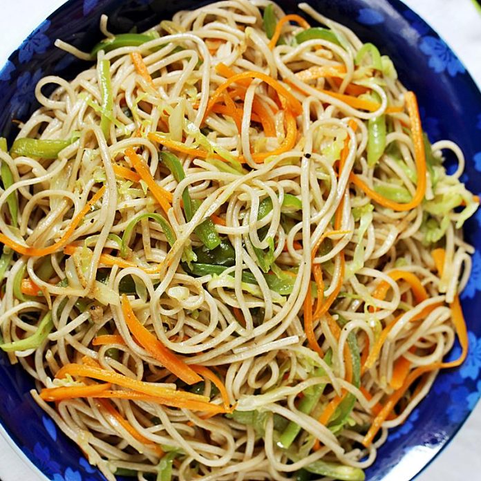 Veg noodles recipe (Vegetable noodles) Swasthi's Recipes