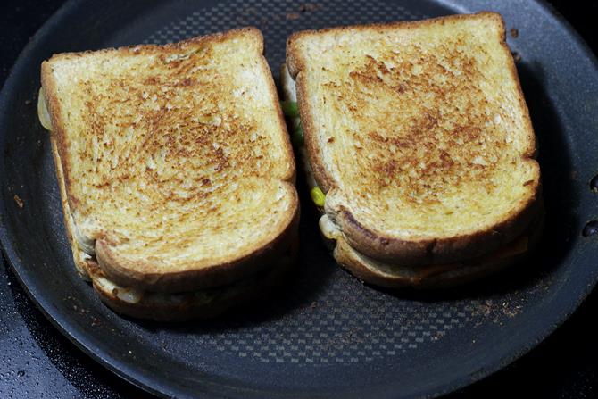 cheese to make vegetable sandwich