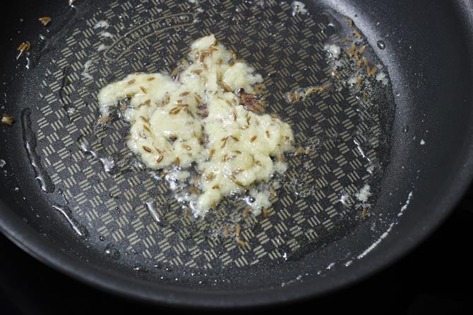 frying ginger garlic paste for chana paneer masala recipe