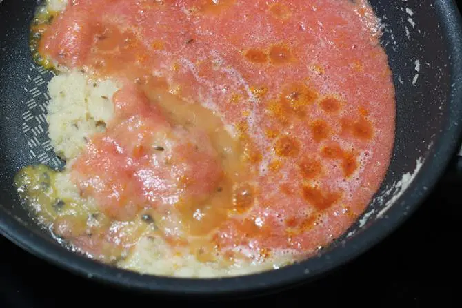 tomato puree for chana paneer recipe