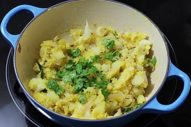 addition of coriander leaves