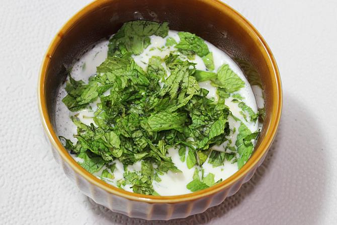 addition of mint leaves