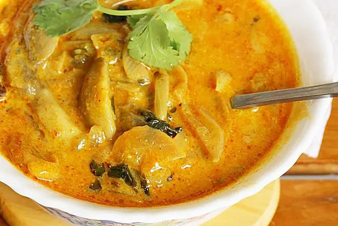 mushroom korma