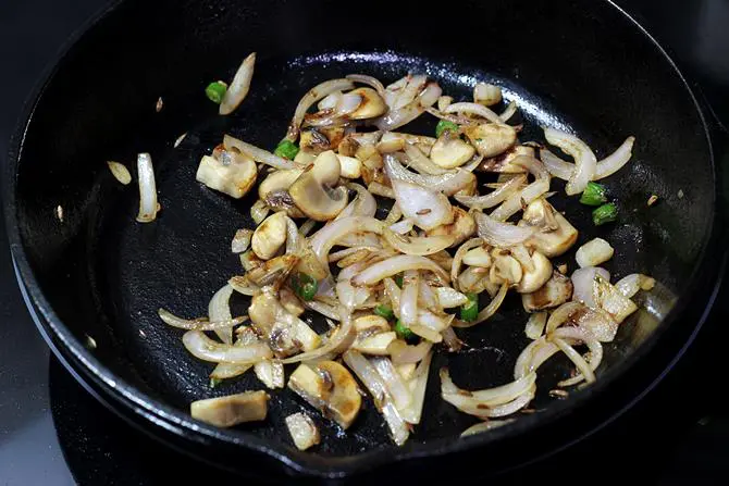 roasted mushrooms for omelet