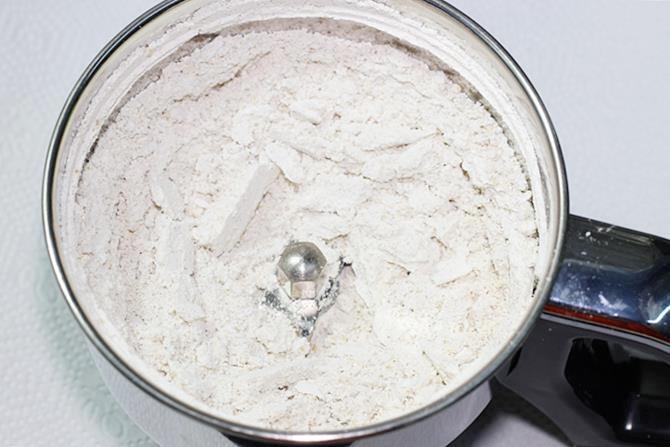 Oats Chilla Recipe in 20 Minutes   Swasthi s Recipes - 34