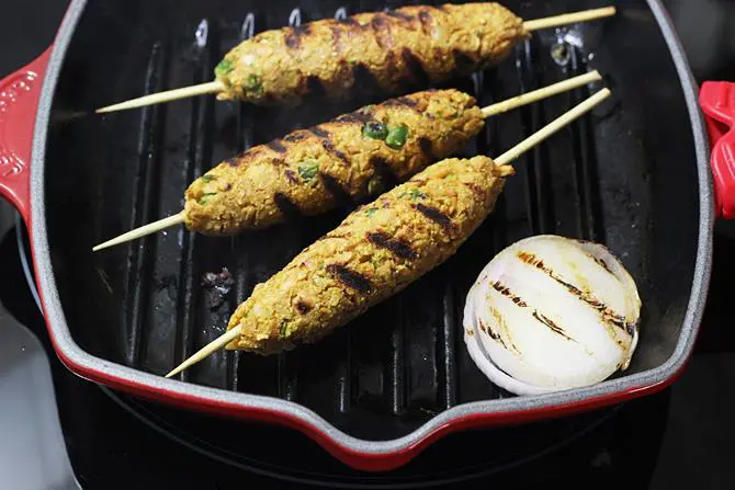 addition of sliced onion for soya seekh kabab recipe