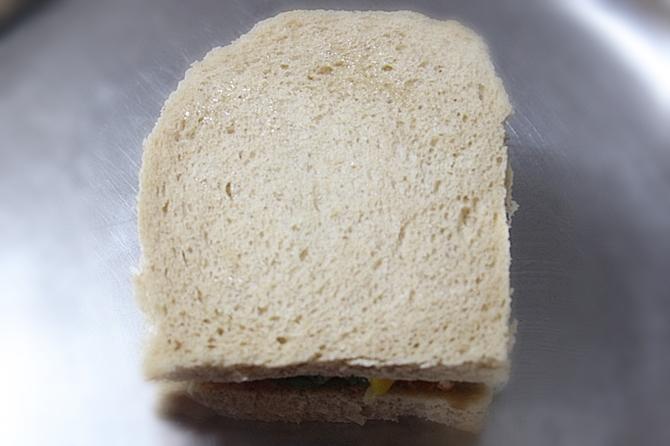 toasting corn cheese sandwich