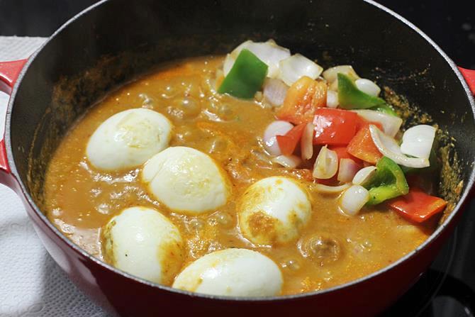 Add eggs and roasted capsicum