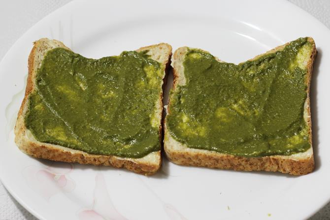 spread green chutney for grilled sandwich recipe