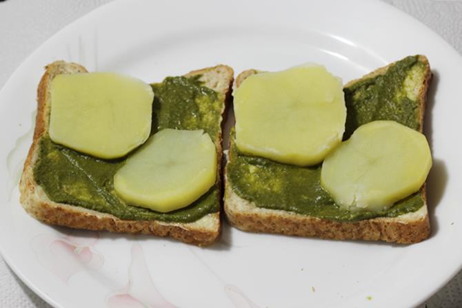 layer aloo for veg grilled sandwich recipe