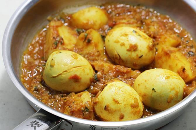 aloo egg curry recipe