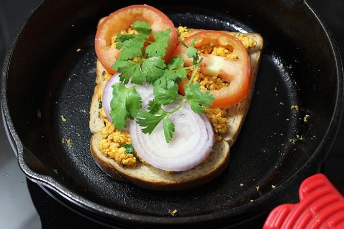 onions tomatoes for paneer bhurji sandwich recipe