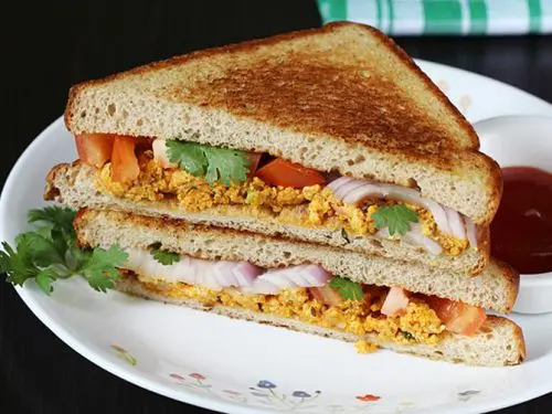 Paneer bhurji sandwich recipe in 10 mins | Tawa paneer sandwich
