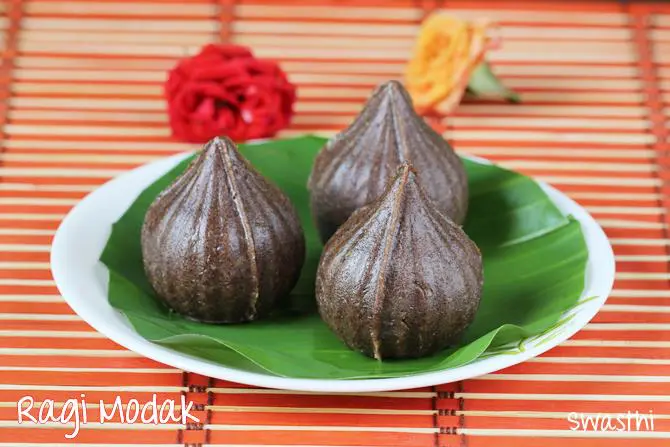 ragi kozhukattai recipe